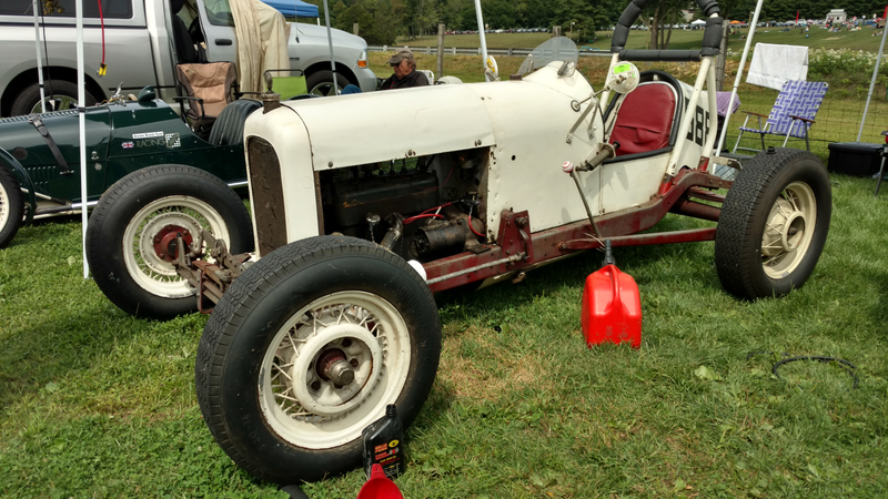 Illustration for article titled Lime Rock Park Heritage Fest photos